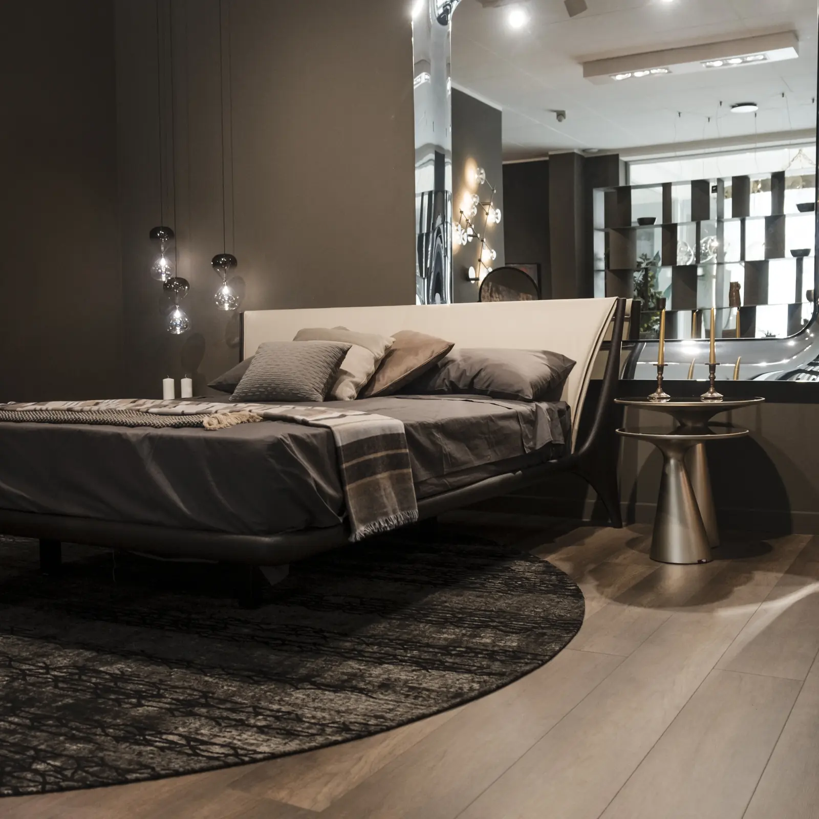 Showroom Cattelan